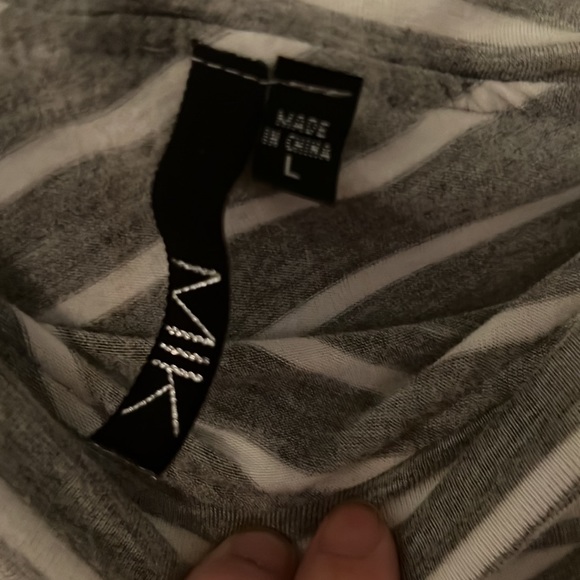 🌞 Gray and white striped maxi skirt with asymmetric pattern (long) comfy & soft - Picture 5 of 5